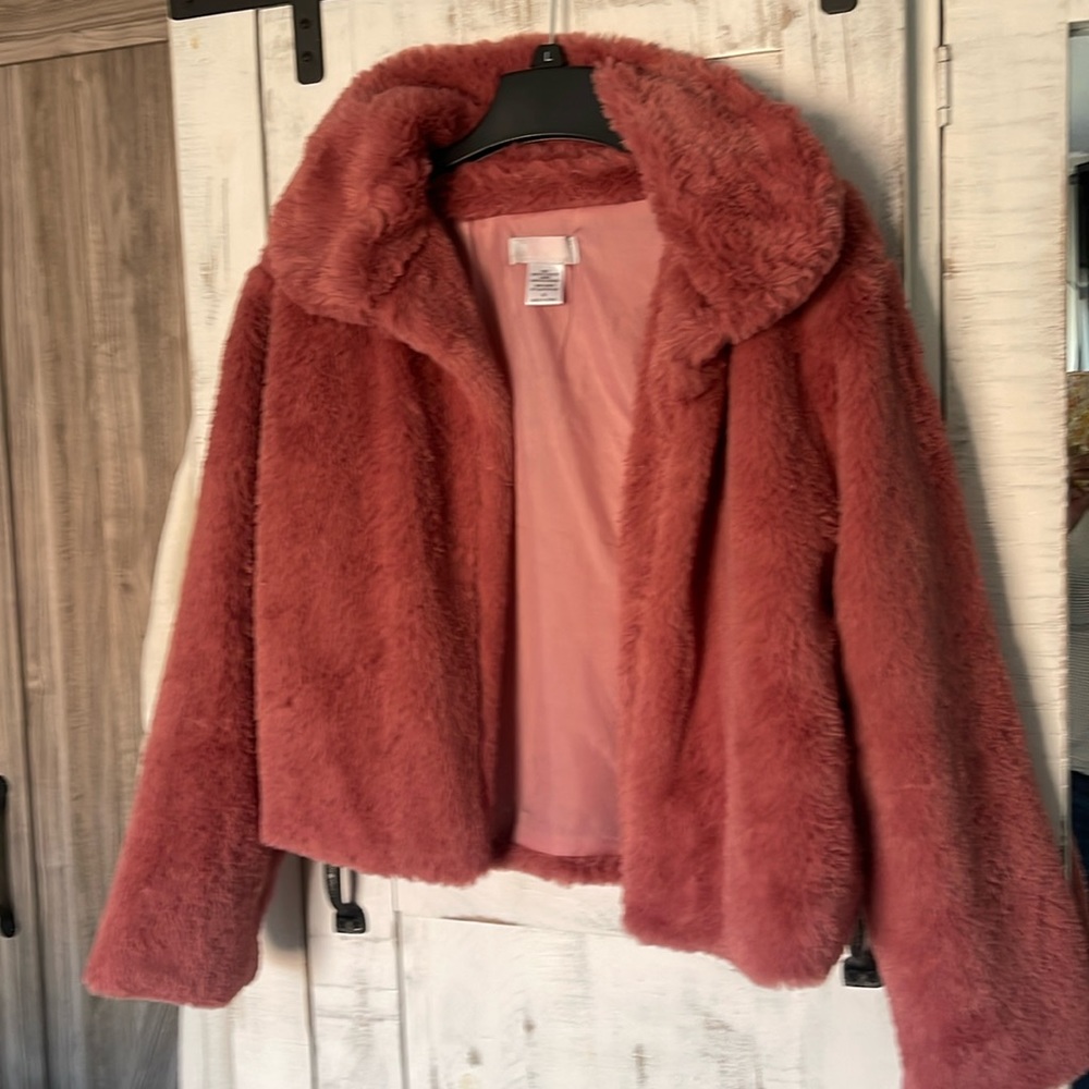 Women’s faux fur jacket